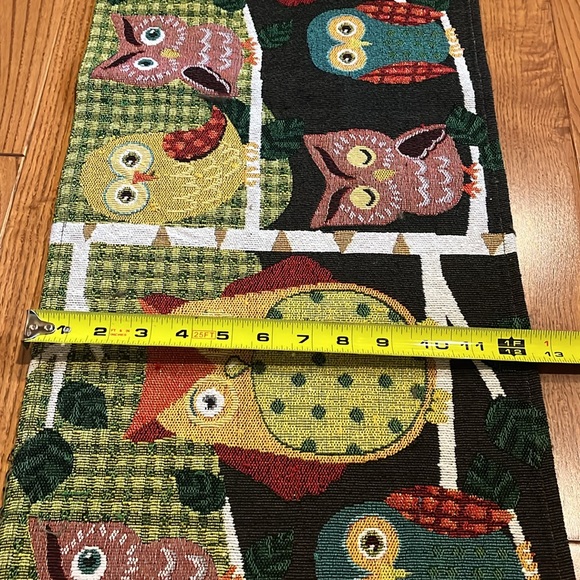 Owl tapestry table runner with 5 different owls sitting on a tree branch - Picture 5 of 13